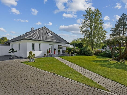 Modernes EFH mit Garten, Sauna und Pool in ruhiger, strandnaher Lage