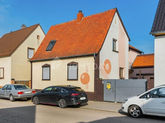 Modernes EFH mit Balkon, Hof, Garage und geräumigen 6 Zimmern