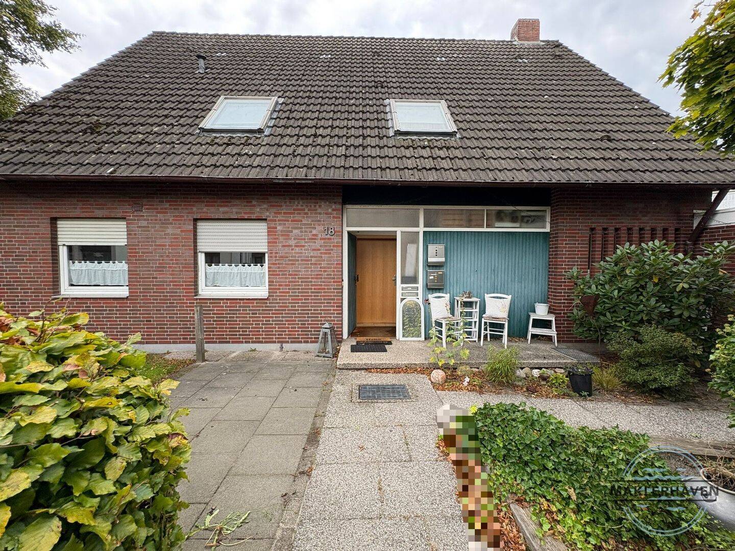 Real Estate Title Image Background
