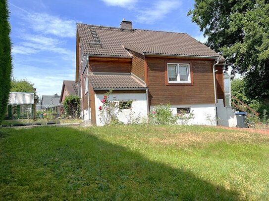 Ruhige und idyllische Oase: Ihr neues Zuhause mit Gartenterrasse und Kfz-Stellplatz