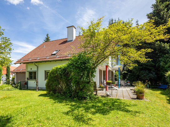 Ein gepflegtes EFH mit freundlicher und nicht alltäglicher Architektur in Ottobeuren/Allgäu!