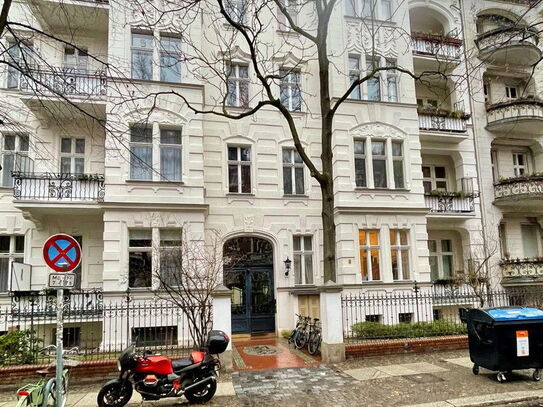 3-Zimmer-Wohnung in prachtvollem Stuckaltbau in Berlin Friedenau/Schöneberg ohne Makler