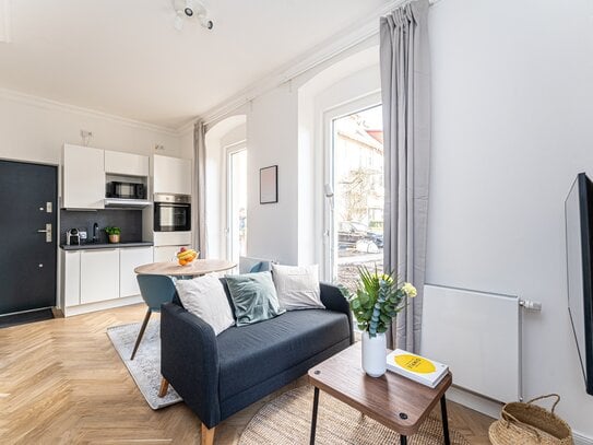 First occupancy: completely renovated studio apartment with garden in a new building in Berlin