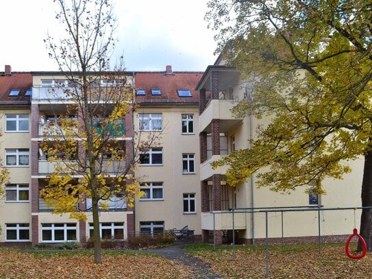 WOHNEN IM HELENENPARK // Ihr Start mit einem mietfreien Monat! // 3 Zimmer mit Balkon