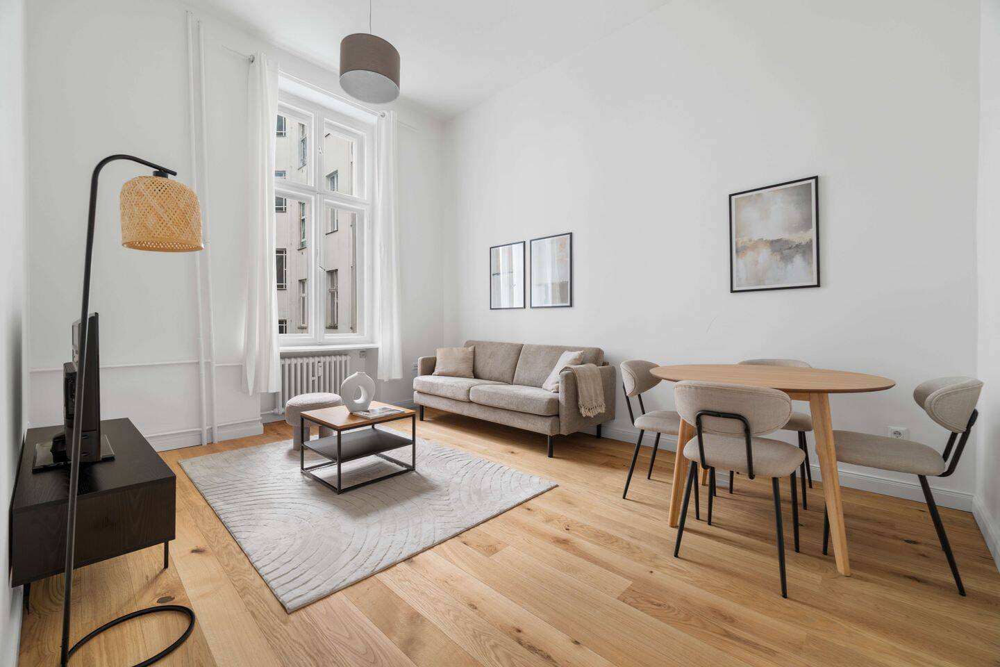 Super schöne 2 Zimmer Wohnung in Mitte - voll möbliert - Photo 1