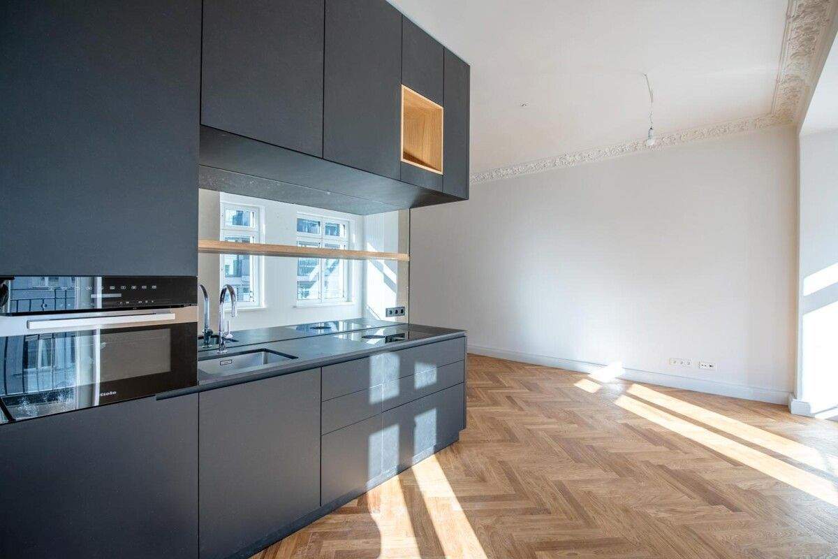 Exklusives Single-Apartment: Komplett saniert - mit Balkon - Foto 1