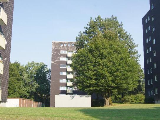 Geräumige 3 Zimmerwhg 78m² mit Balkon,Aufzug und Garage in Gummersbach-Bernberg