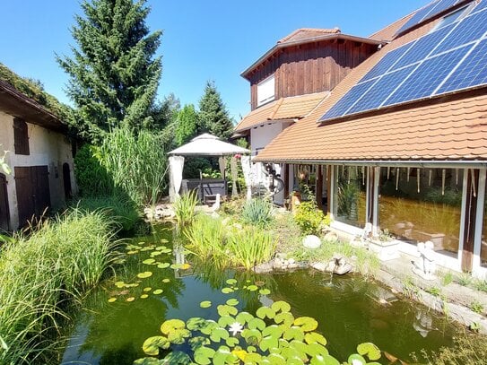 Wunderschönes Einfamilienhaus mit viel Nebengelass, Pool, Schwimmteich und großem Grundstück zu verkaufen.