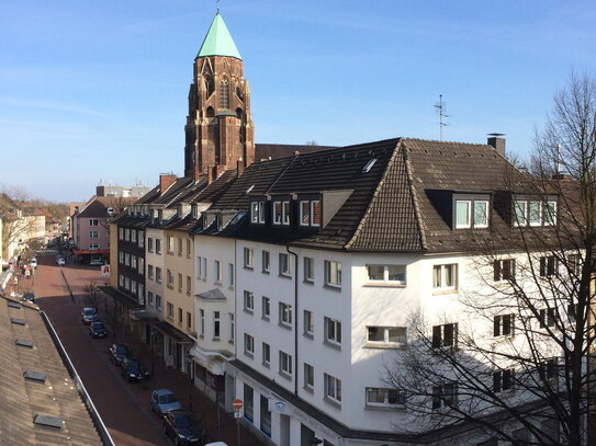 Komfortwohnung mit Balkon u. Einbauküche- Essen-Holsterhausen