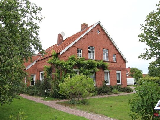 Ostfriesisches Bauernhaus in schöner Dorflage!