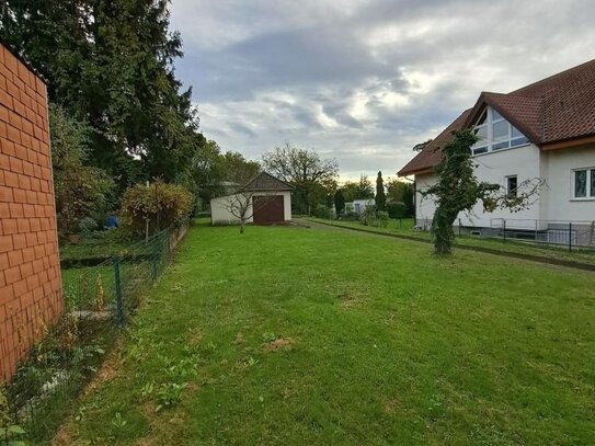 Ettlingenweier (Dorf) Baugrundstück( 520,- € /m²) in ruhiger Lage