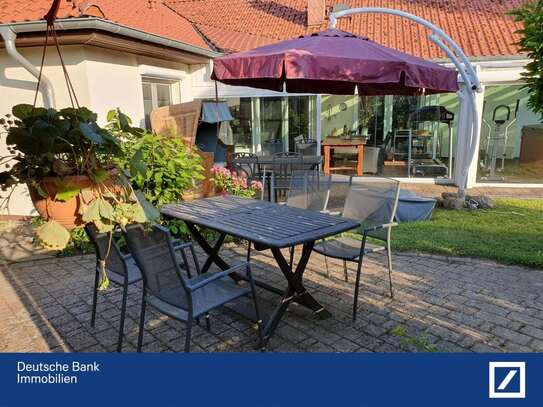 NEUER PREIS: 369.500 €...Hochwertiges Einfamilienhaus im Bungalowstil... Mehr geht nicht...