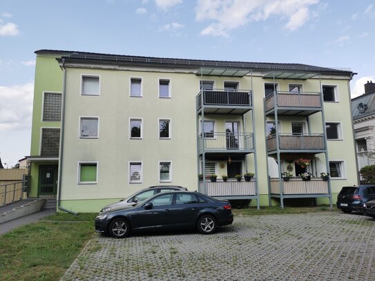 3-Raum-Wohnung im EG (Hochparterre) saniert und modernisiert