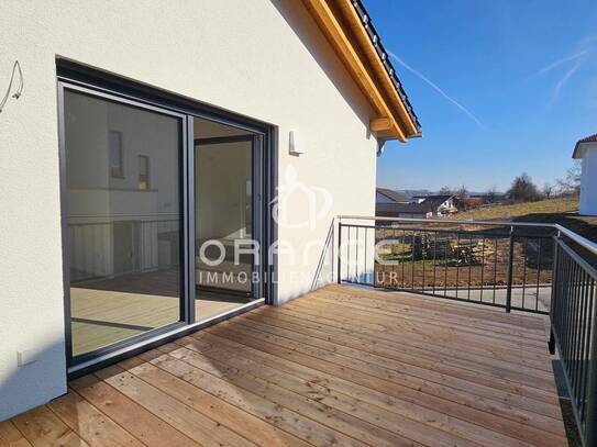 ***Traumhafte Neubau Dachgeschosswohnung mit Dachterrasse und Garage in Passau zur Miete***