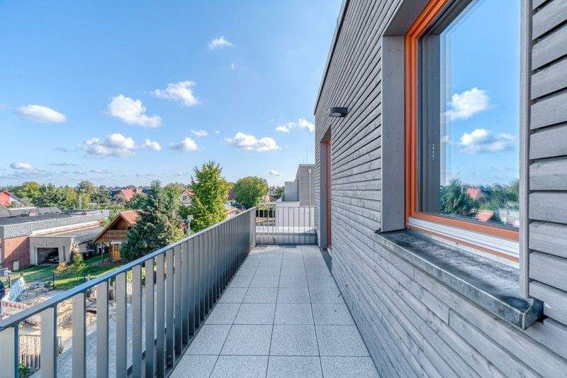 Mehr Raum zum Leben - modernes Reihenhaus mit 5 Zimmern und Terrasse - Photo 1