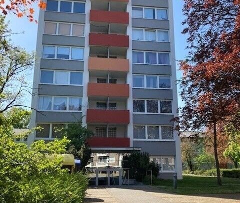 47120/4 Charmantes 1-Zimmer-Apartment mit Balkon in Düsseldorf-Holthausen