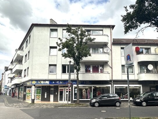 Renditestarkes Wohn-/Geschäftshaus mit Garagen in 52353 Düren