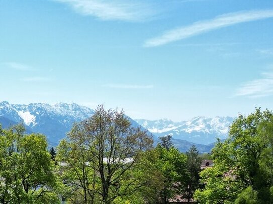 Baugrundstück in bester Villenlage mit wunderschönem Bergblick