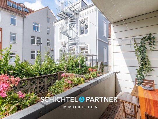 NEUER PREIS - Westend | Großes 3-Parteien-Haus mit Balkonen, Keller & Garten