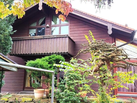 Schönes Haus mit zwei großen Wohneinheiten mitten in der Natur!