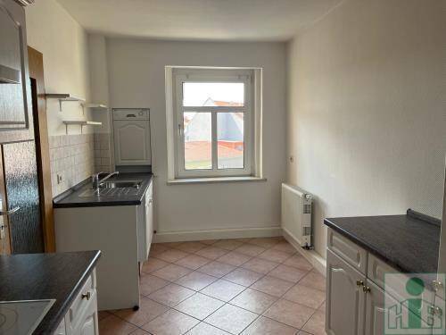 Gemütliche 2-Raum-Wohnung mit Einbauküche und kleinem Balkon im 5. OG auf der Karl-Marx-Straße zu vermieten!