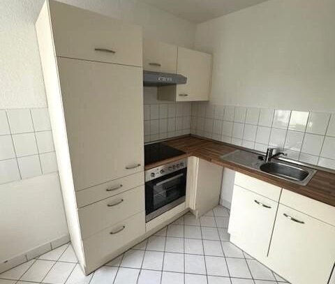 WG taugliche schöne preiswerte 3-R-Wohnung im DG ca.66 m² in MD- Sudenburg zu vermieten !