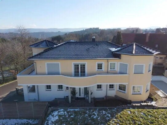 Exklusive Villa mit ELW für Praxis/Büro und Pool - Privatverkauf: 1.265.000 € VB | 460 m²