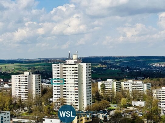 4,5-Zi.-Wohnung mit 2 Balkonen, TOP Weitblick und TG-Stellplatz in Nürtingen-Roßdorf (Stadtrandlage)