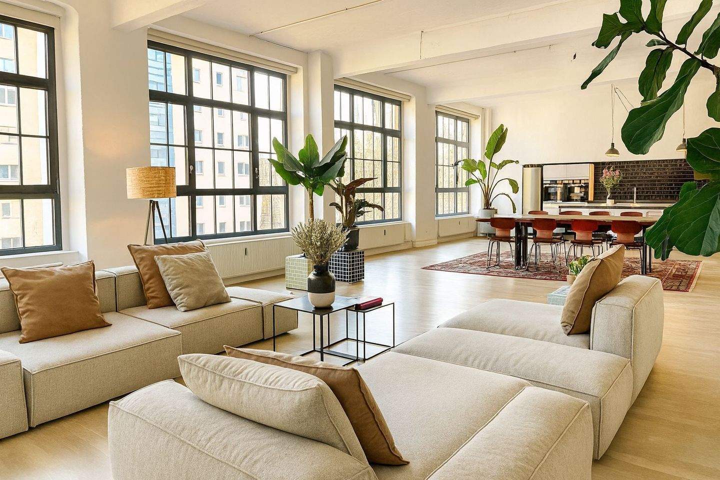 HELLES KREUZBERGER HINTERHOF LOFT - Photo 1