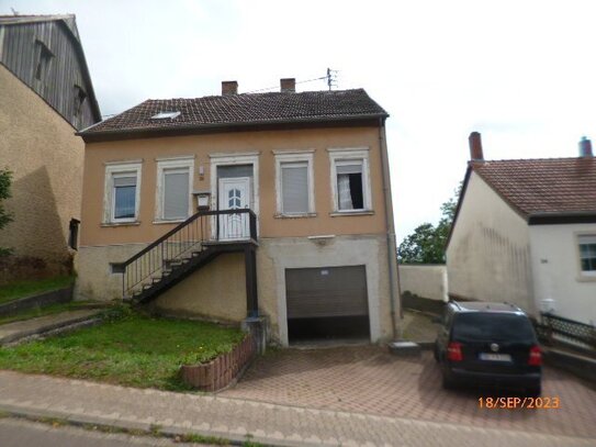 Wannemacher Immobilien **** Einfamilienhaus in ruhiger Lage von Friedrichsthal ****