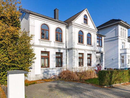 Stilvolle & Großzügige Maisonette-Wohnung in zentraler Villenlage von Schleswig