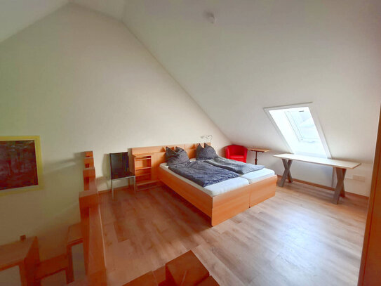 Ferienvermietung erlaubt. Schöne 3-Zimmer Maisonette-Wohnung inkl. Galerie