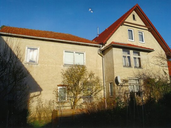 Mehrfamilienwohnhaus in Schwallungen