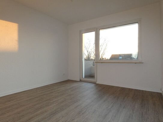 *** 2 Zimmer mit Balkon gesucht? ***