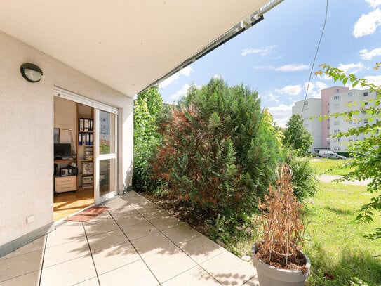 Charmante Maisonette-Wohnung mit Parkettboden, Terrasse & Balkon in Leonberg-Eltingen!