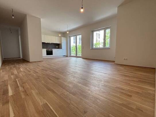 VALENTINA-Schönhofviertel | Helle 3-Zimmerwohnung mit Sonnenterrasse, Balkon, EBK, Dusch-/Wannenbad, Abstellraum