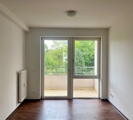 2-Zimmer-Wohnung mit offener Küche und Balkon