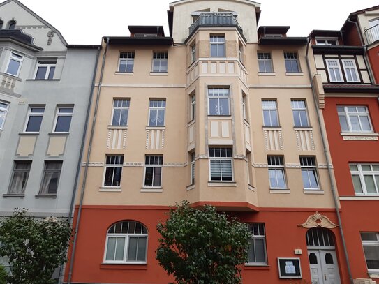 87 m² Oberstadt-Wohnung im sanierten Altbau 2. OG