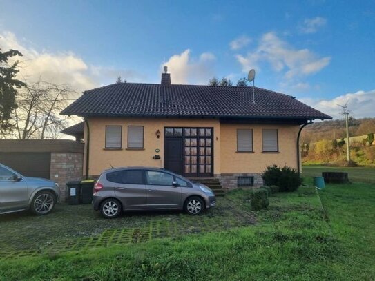 freistehendes Einfamilienhaus auf 2243 m² herrlichem Areal