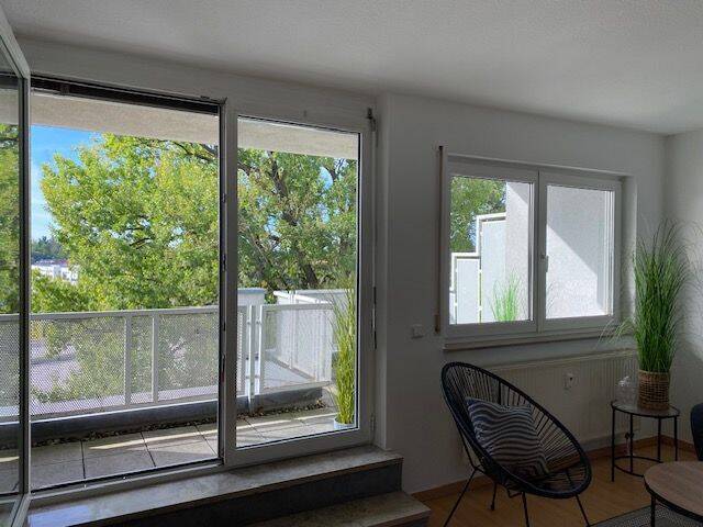                                                               *Neu m&ouml;bliertes Apartment* 2 Zi*ca. 45 qm* gr. Dachterrasse* 4.OG *Aufzug* Stel&hellip;                                                       in Mooshof (Nürnberg)