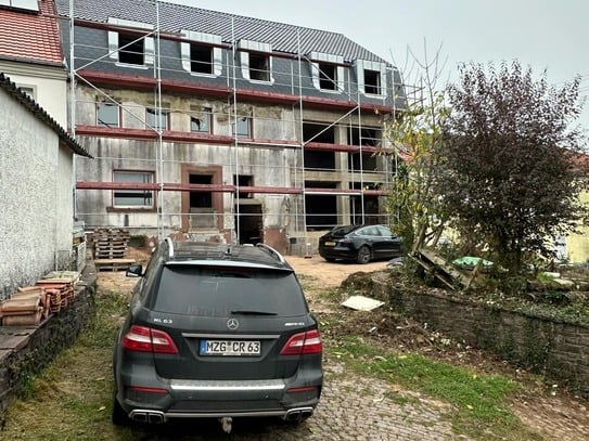 Mehrfamilienhaus mit 6 Wohnungen im Rohbau zu verkaufen