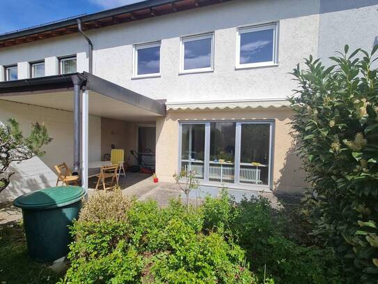 Großes Reihenhaus mit Potential in familienfreundlicher Lage von Germering