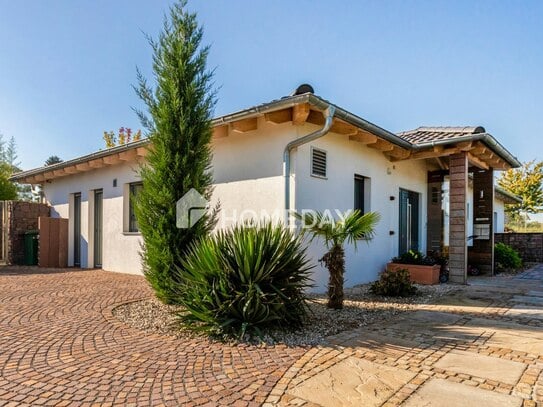 Moderner Bungalow mit toller Ausstattung und großem Garten in Walzbachtal