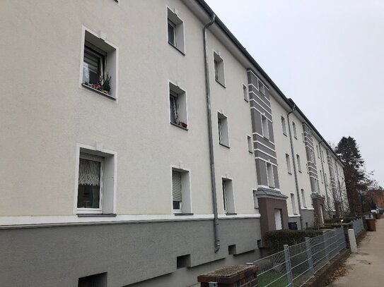 Wohnen im schönen Schwabach! 2-Zimmer-Wohnung mit Balkon im 1. Obergeschoss!