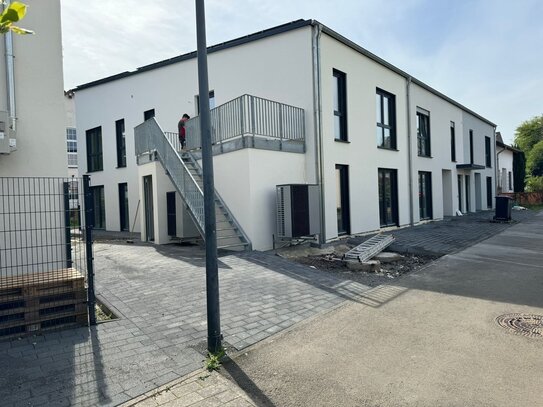 Neubau in Wittlich / 2,5-Zimmer-Wohnung im Obergeschoss / Einbauküche / Fußbodenheizung / Balkon / Abstellraum