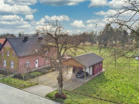 Ein- oder Zweifamilienhaus in Tribsees mit ca. 4.500 m² Grundstück: Perfekt für Pferde