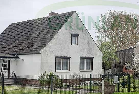 *Landarbeiter-Haus mit freiem Blick und weiterem Baufenster zu verkaufen!*