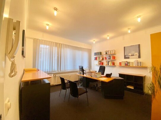 LAGE-LAGE-LAGE! Königstrasse: Bürofläche mit 108 m² zu vermieten