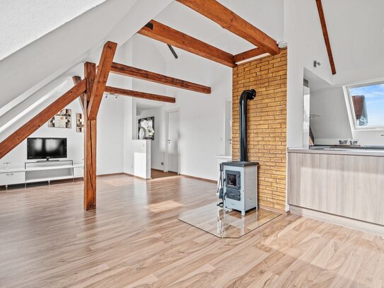 Vermietete, moderne Dachgeschosswohnung mit Terrasse nahe Zeppelin Universität