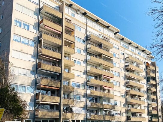 Gepflegte Zwei-Zimmer-Wohnung mit Balkon und Garage